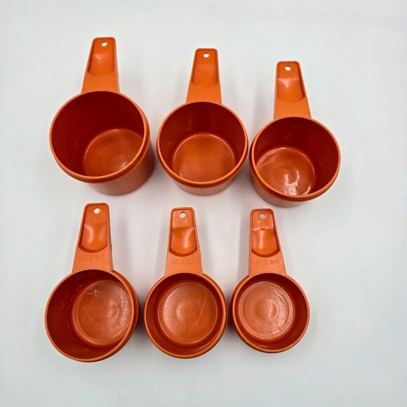 Vintage Tupperware Measuring Cups Set Of 6 Harvest Orange Tangerine ¼ To 1 Cup - Picture 9 of 9